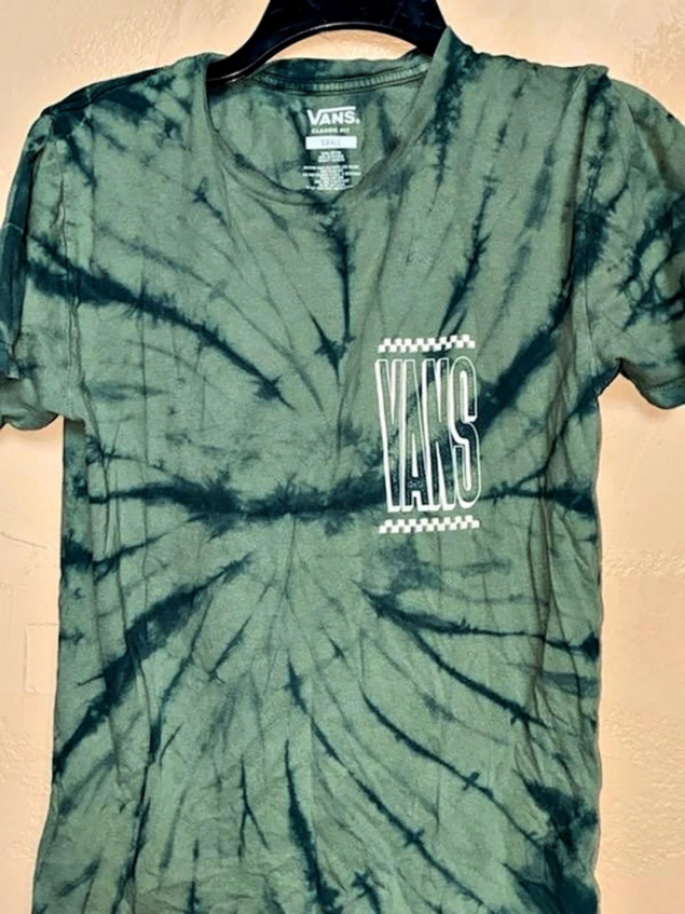 Vans Tall Type Tie-Dye Short Sleeve T-Shirt Tie-Dye Graphic Tee in Green Size